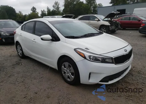 2017 Kia Forte Lx z USA, uszkodzony, nr VIN 3KPFK4A78HE070047